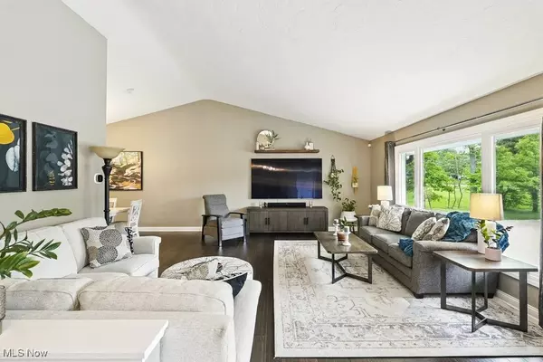 Willoughby Hills, OH 44094,35260 Martin RD