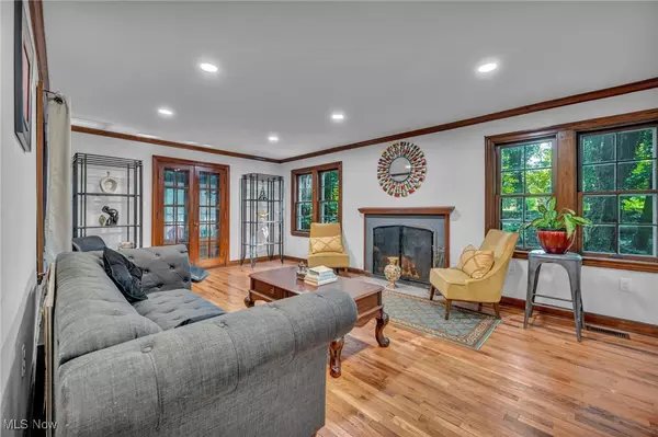 Cleveland Heights, OH 44118,3396 Mayfield RD