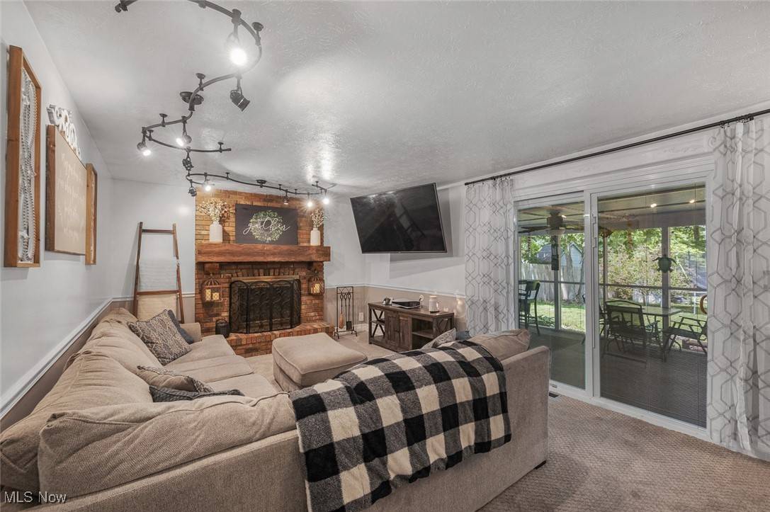 Medina, OH 44256,425 Woodlake DR