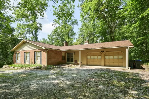 3050 State RD, Cuyahoga Falls, OH 44223