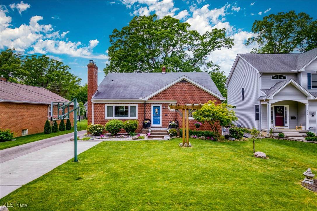 Avon Lake, OH 44012,196 Tomahawk DR