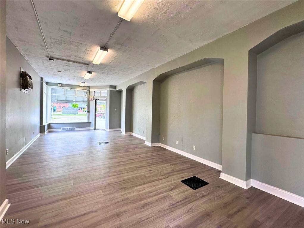 Mentor-on-the-lake, OH 44060,7771 Lake Shore BLVD #EAST
