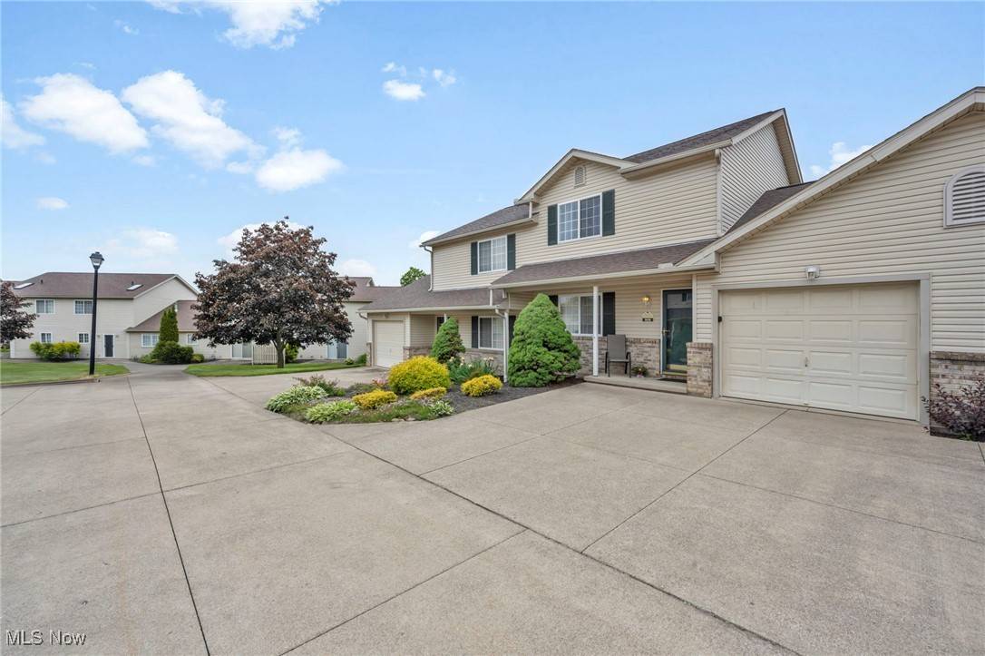 Wadsworth, OH 44281,808 Doty DR