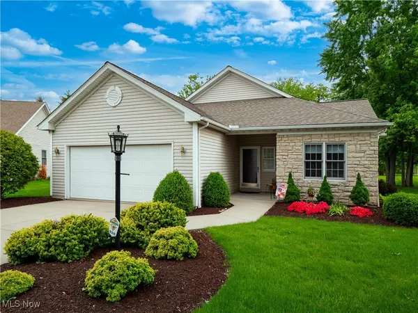 4278 Fall Lake DR, Avon, OH 44011