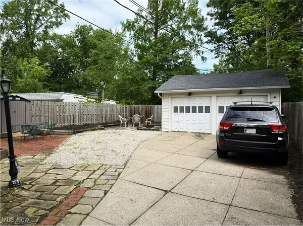 Lakewood, OH 44107,17420 Norton AVE