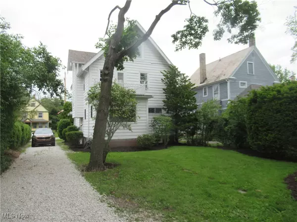 Berea, OH 44017,142 E Bridge ST