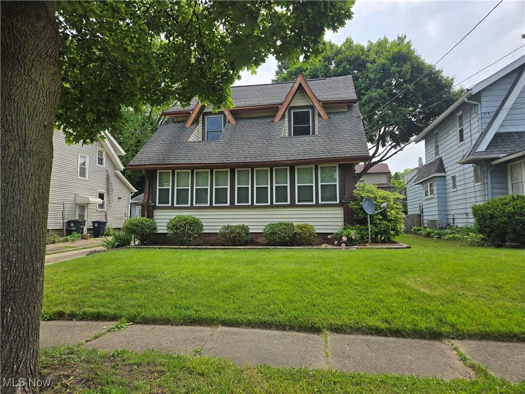 1043 Oakland AVE, Akron, OH 44310