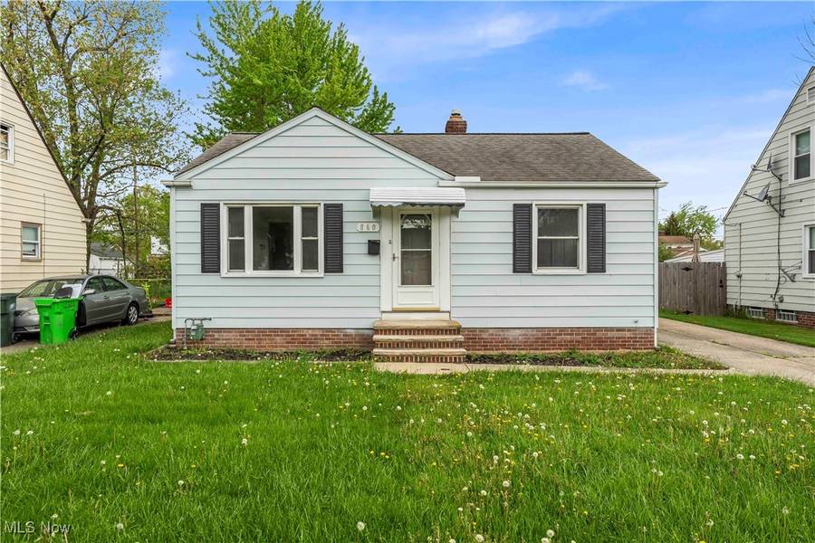 860 E 260th ST, Euclid, OH 44132