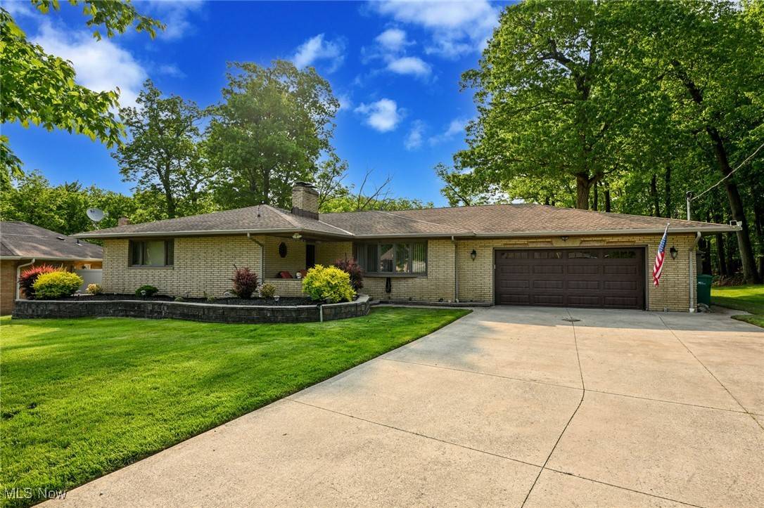 2660 S Mary LN, Seven Hills, OH 44131