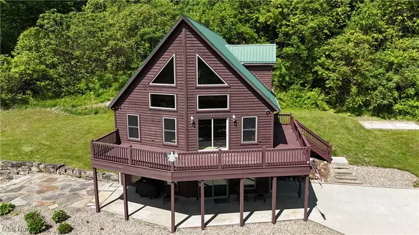693 Evening Star AVE SE, East Canton, OH 44730
