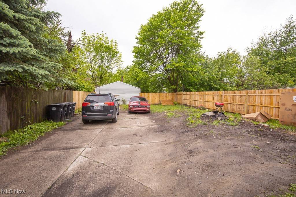 Cleveland, OH 44105,3694 E 57th ST