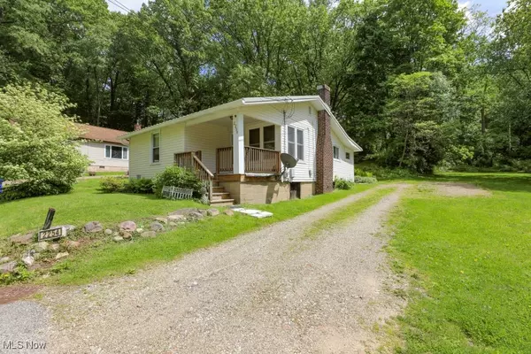 2254 Iraquois ST, Ravenna, OH 44266