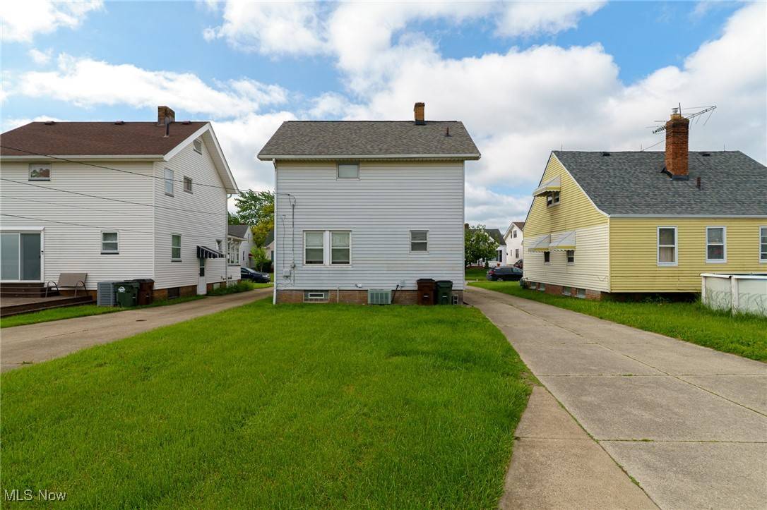 Parma, OH 44129,6106 Merkle AVE