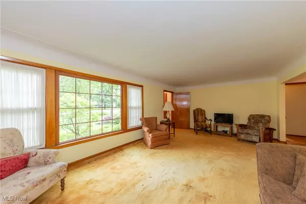 Beachwood, OH 44122,24650 S Woodland RD