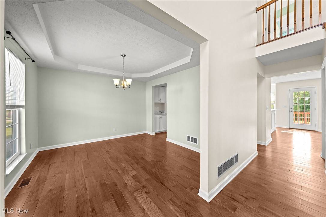 Streetsboro, OH 44241,920 Holborn RD