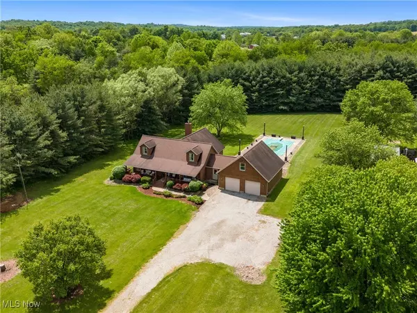 Gallipolis, OH 45631,426 Bostic RD