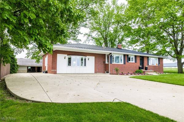 13421 Western Road, Apple Creek, OH 44606