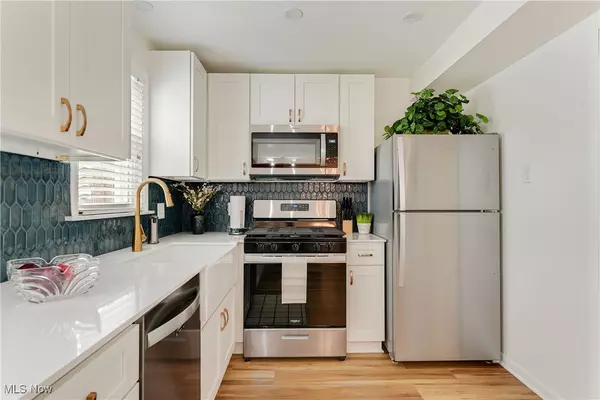 University Heights, OH 44118,3841 Bethany RD
