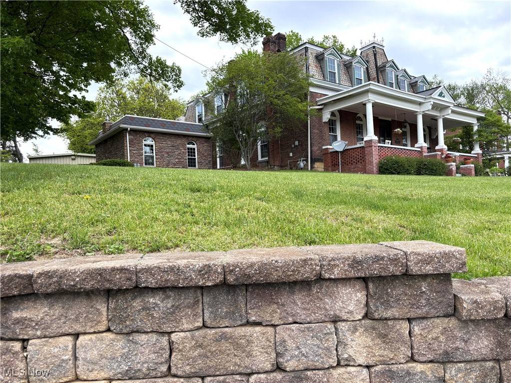 St Clairsville, OH 43950,48185 National RD