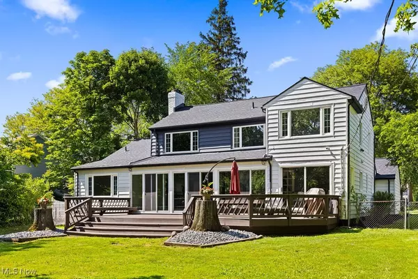 Shaker Heights, OH 44122,21262 S Woodland RD