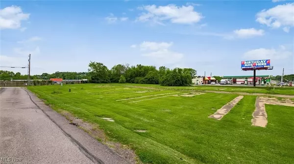 South Zanesville, OH 43701,2810 Maysville PIKE