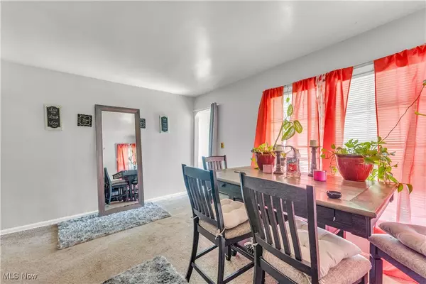 Cleveland, OH 44128,4325 E 163rd ST