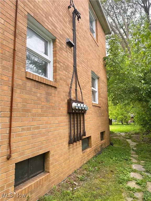 Canton, OH 44703,1516 Fulton RD NW