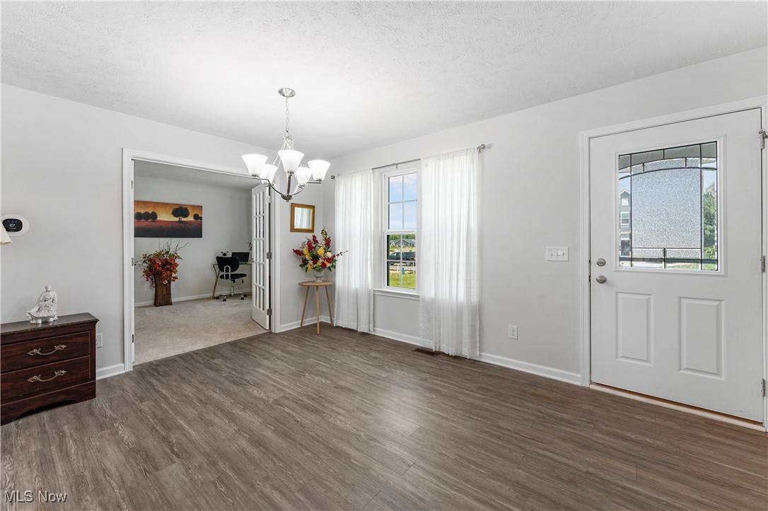 Canton, OH 44721,1512 Gate House ST NE