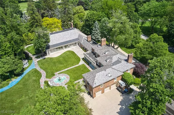 48 S Wheaton RD, Akron, OH 44313