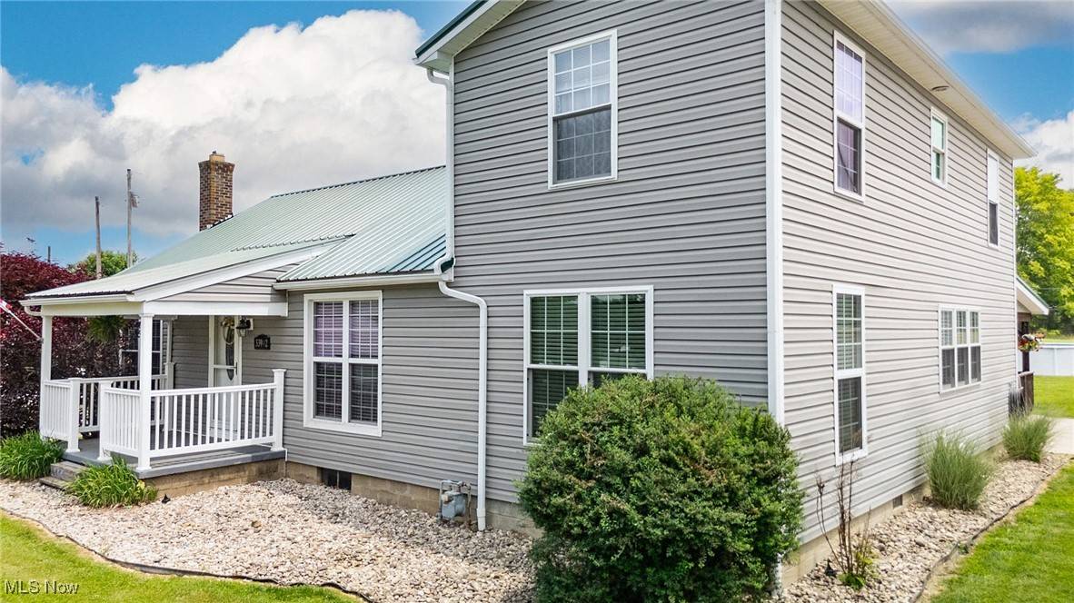 33992 Brwnsvl Co Line RD, New Matamoras, OH 45767