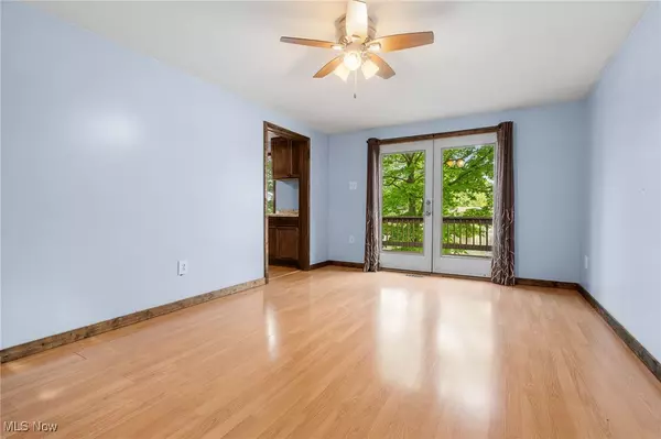 West Salem, OH 44287,5102 Sangria DR