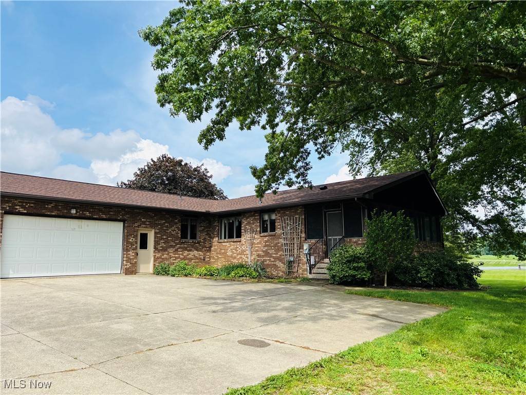 Sterling, OH 44276,6471 Easton RD