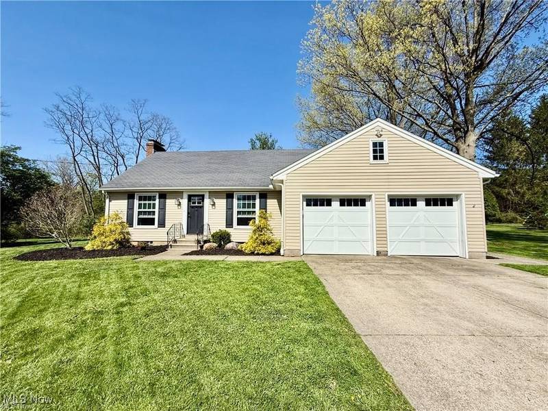 6911 Post LN, Hudson, OH 44236