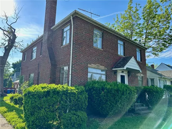 Cleveland, OH 44119,1166 E 176th ST