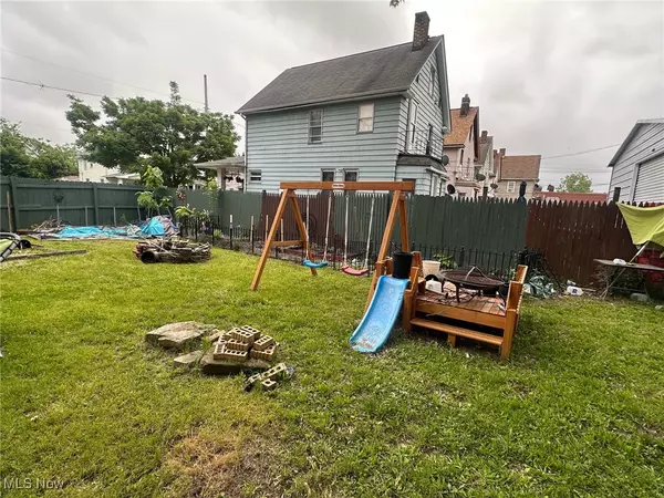 3342 W 84th ST, Cleveland, OH 44102