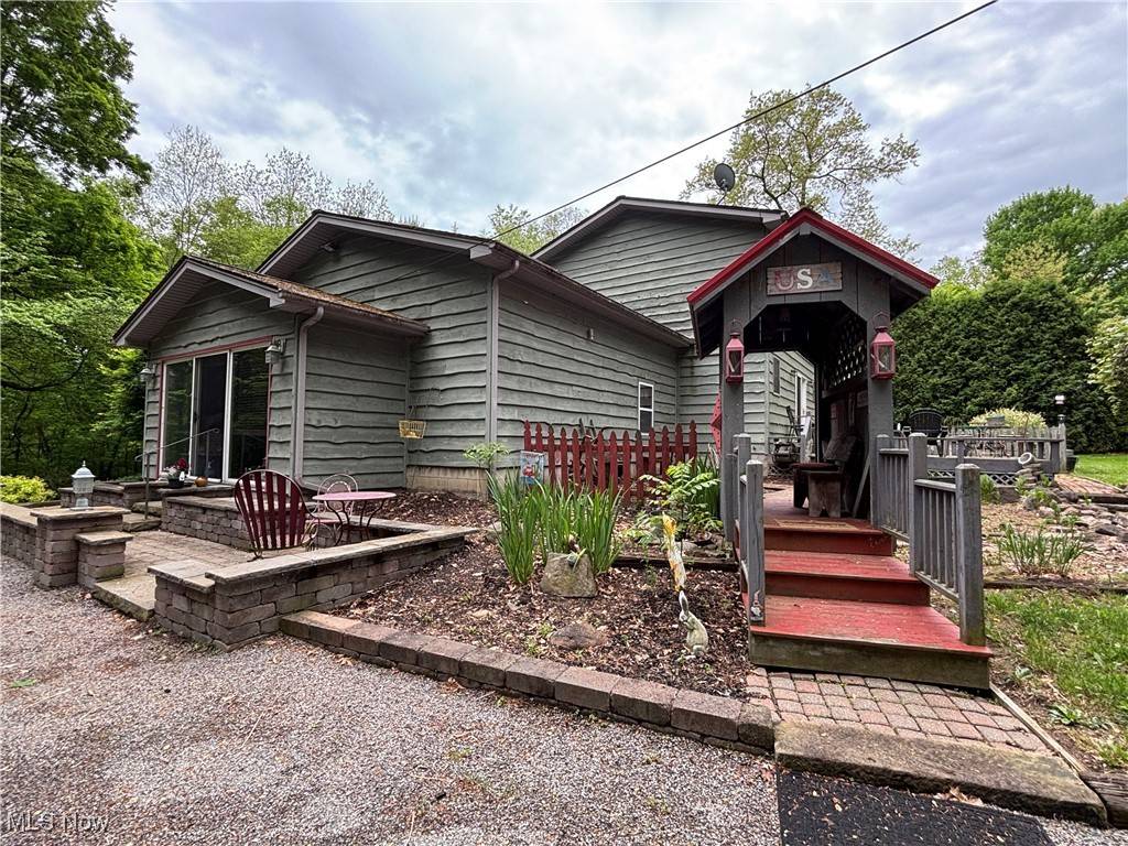 Leetonia, OH 44431,38474 Longs Crossing RD
