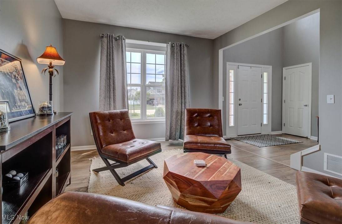 North Ridgeville, OH 44039,9388 Victoria LN