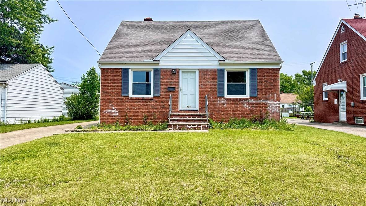 711 E 212th ST, Euclid, OH 44119