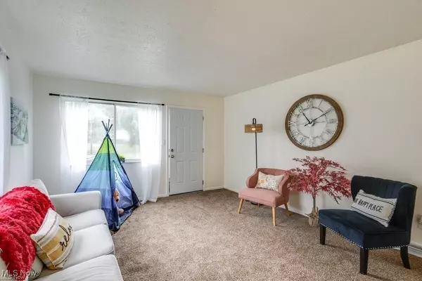 Akron, OH 44314,1281 Kenmore BLVD