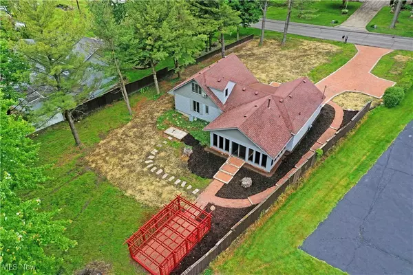 Warren, OH 44484,8848 King Graves RD NE