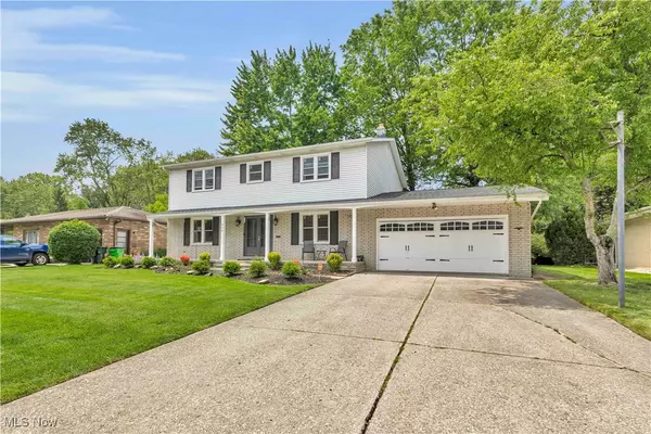 South Euclid, OH 44121,868 King George BLVD