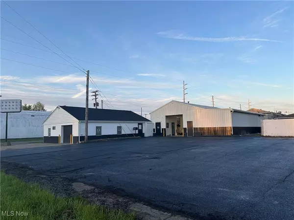 Elyria, OH 44035,200 Winckles ST