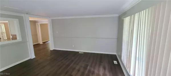 Sagamore Hills, OH 44067,445 Houghton RD