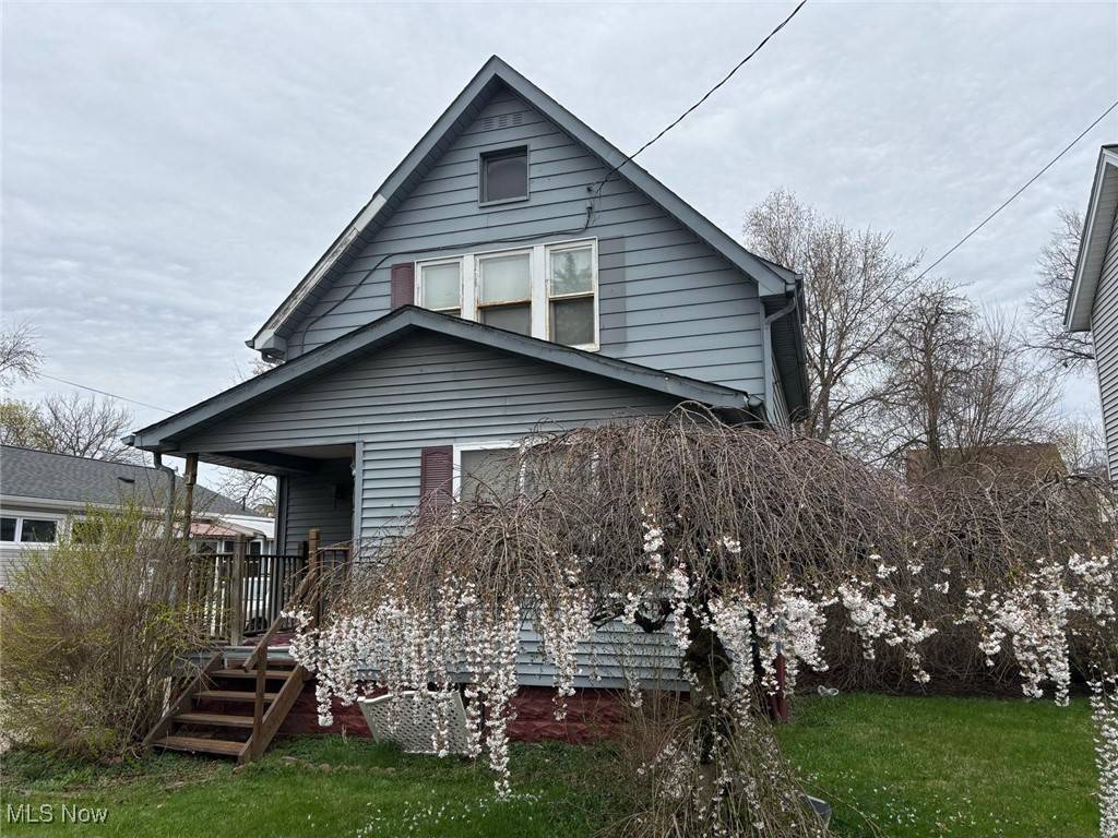 44 E 2nd ST, Girard, OH 44420