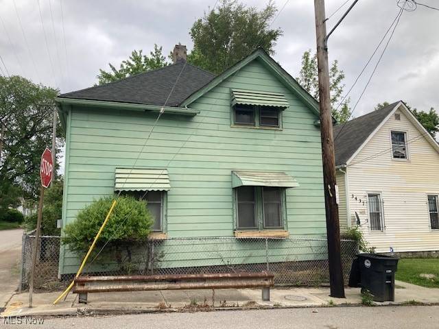 3433 E 50th ST, Cleveland, OH 44127
