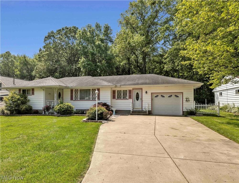 3622 Valacamp AVE SE, Warren, OH 44484