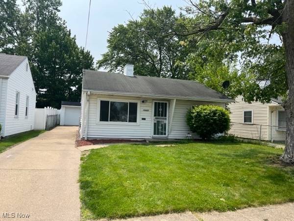 13421 Thornhope RD, Cleveland, OH 44135