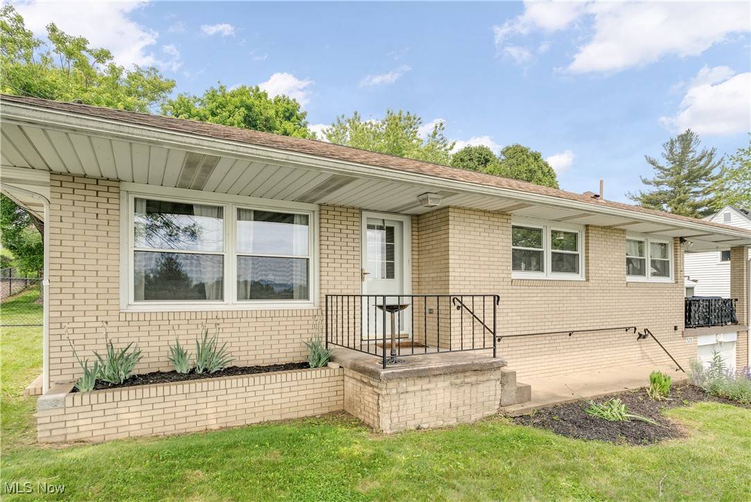 East Liverpool, OH 43920,525 Hill BLVD