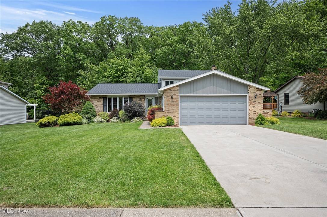 5602 Ely Vista DR, Parma, OH 44129