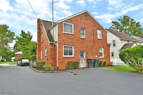 Warren, OH 44483,427 Butler RD NE